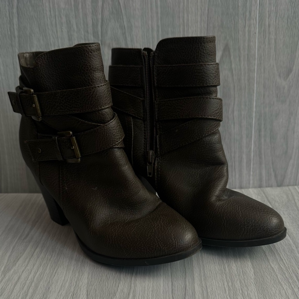 JustFab Brown Heeled Boots with Sturdy Design